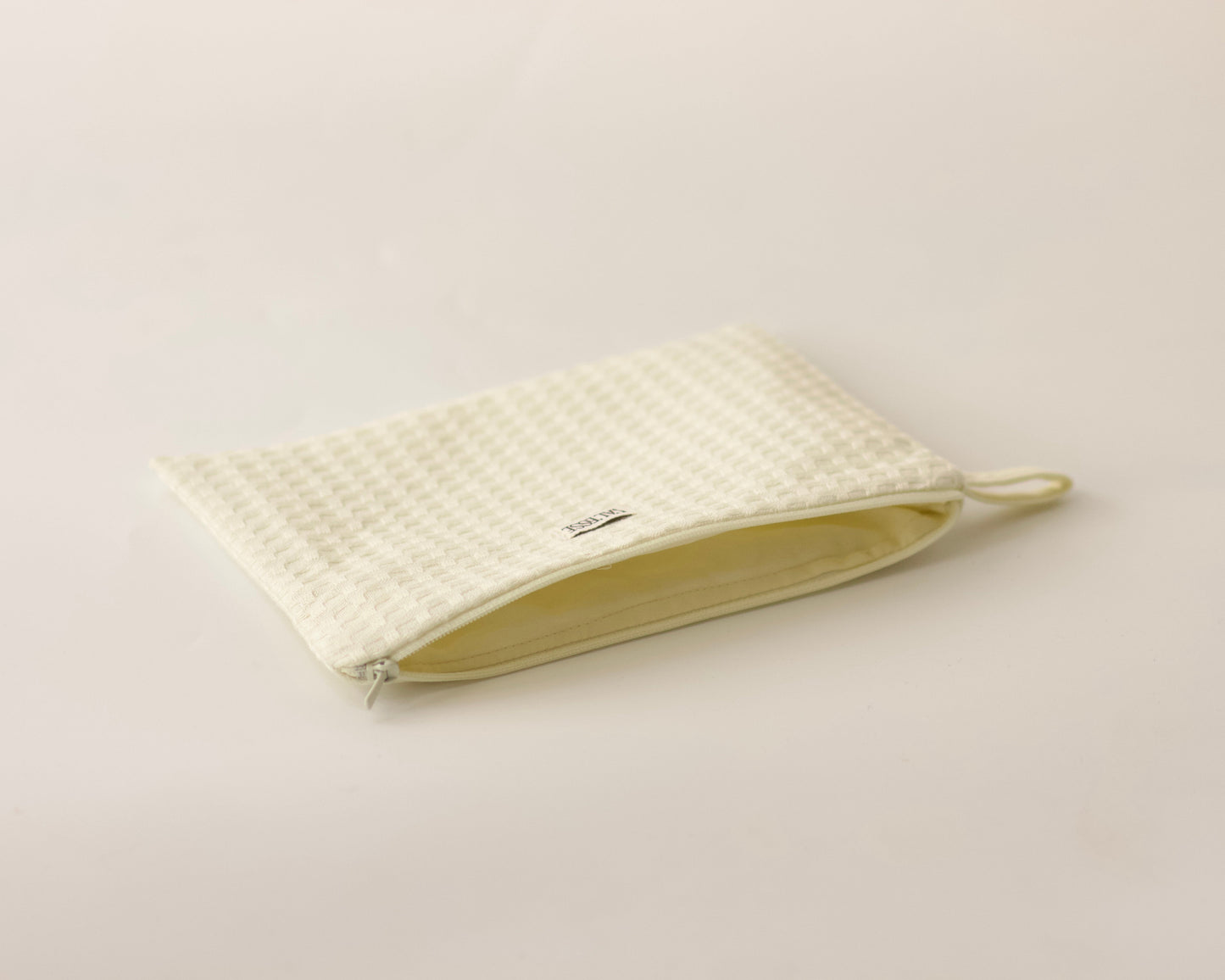 Buttercream Large Flat Pouch