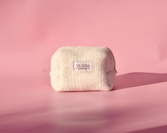Cream Cloud White Pouch