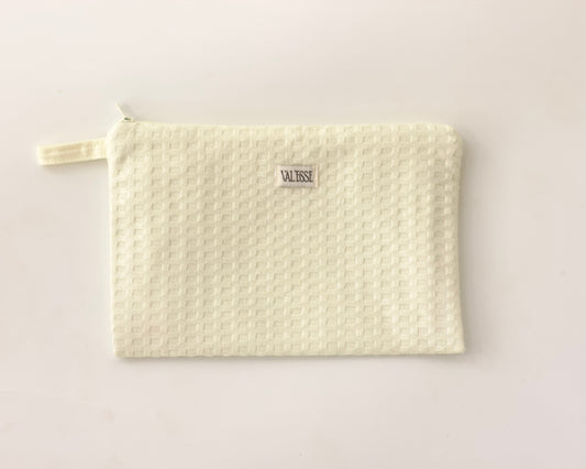 Buttercream Large Flat Pouch